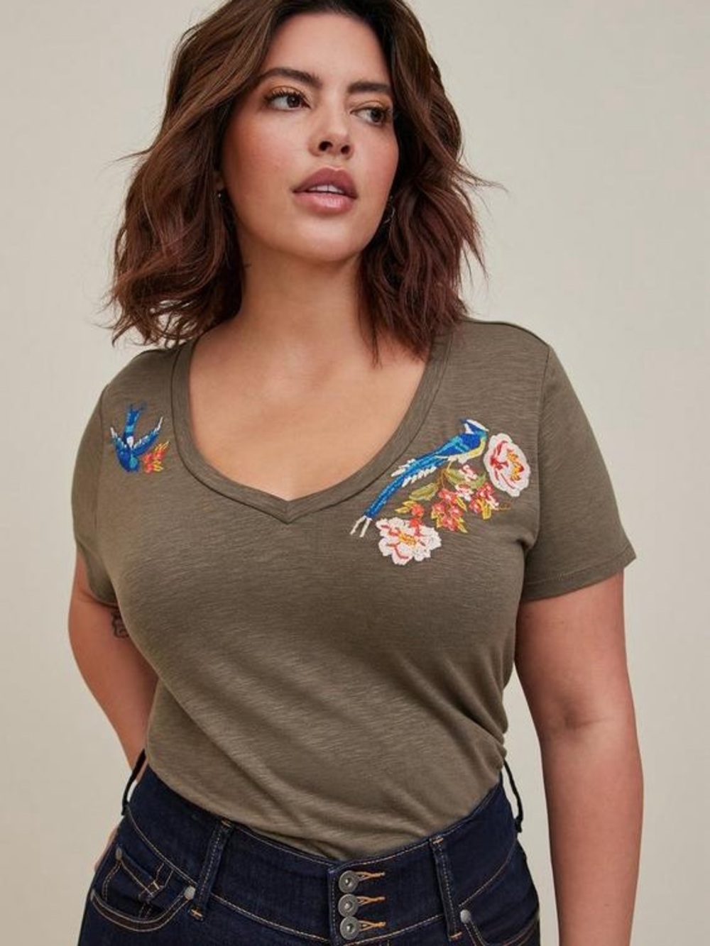Torrid Women’s Sparrow Bird Embroidered Olive Green Slub Tee Shirt Size 1 ( 1x)